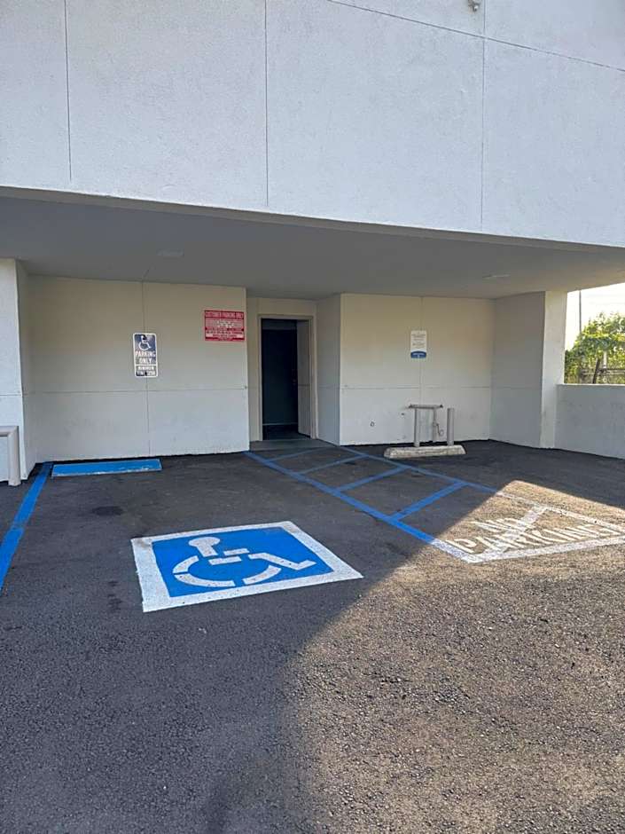 Rodeway Inn Ventura Midtown