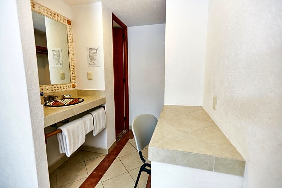 Hotel Suites Ixtapa Plaza