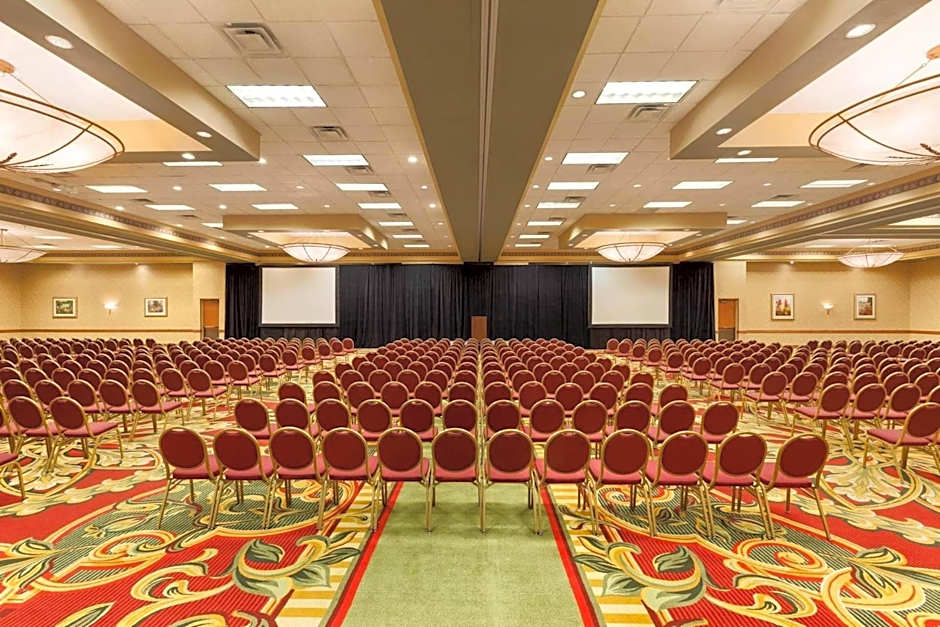 Radisson Hotel Cedar Rapids