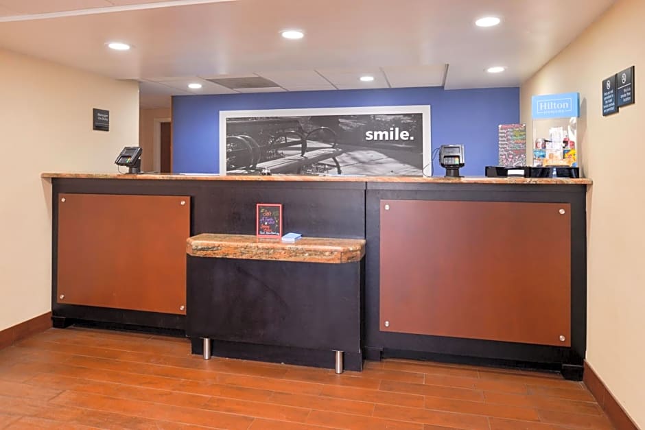 Hampton Inn Columbus-East