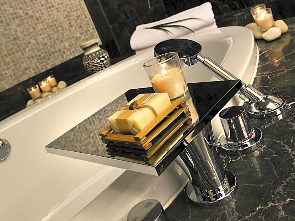 Movenpick Ambassador Hotel Accra
