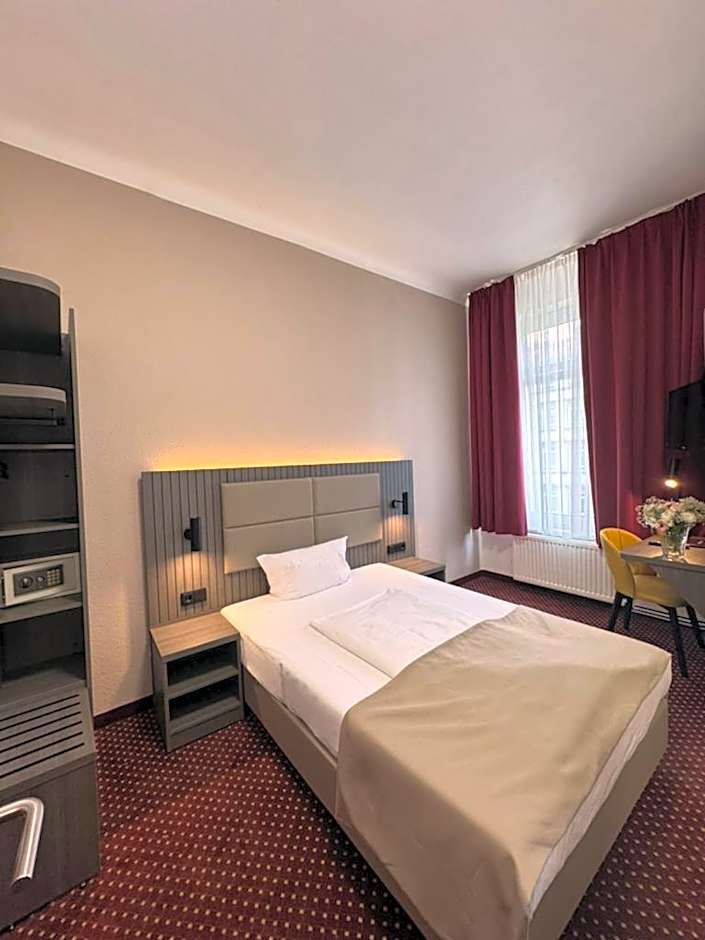 Hotel Lumen am Hauptbahnhof