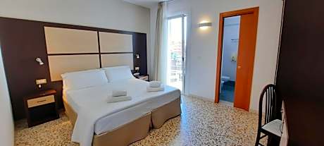 Superior Double Room with Balcony
