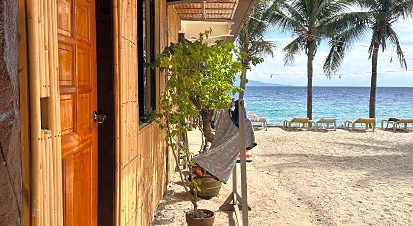 Bamboo House Beach Lodge & Restaurant