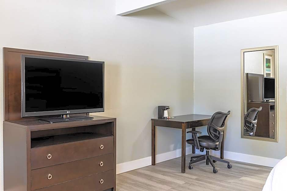 Motel 6 - Aberdeen, WA