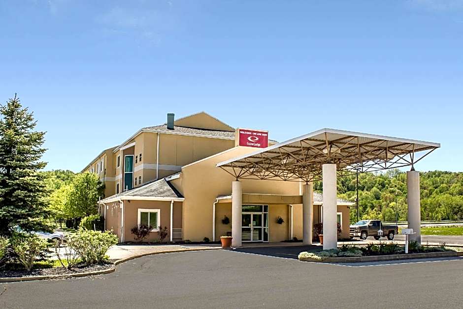 Photo 1 of 50 of Econo Lodge Meadville