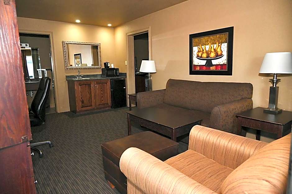 Fortune Inn & Suites