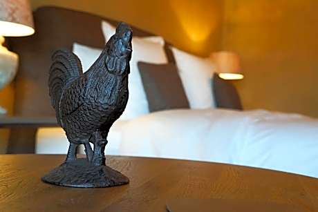 Deluxe Double Room with Extra Bed