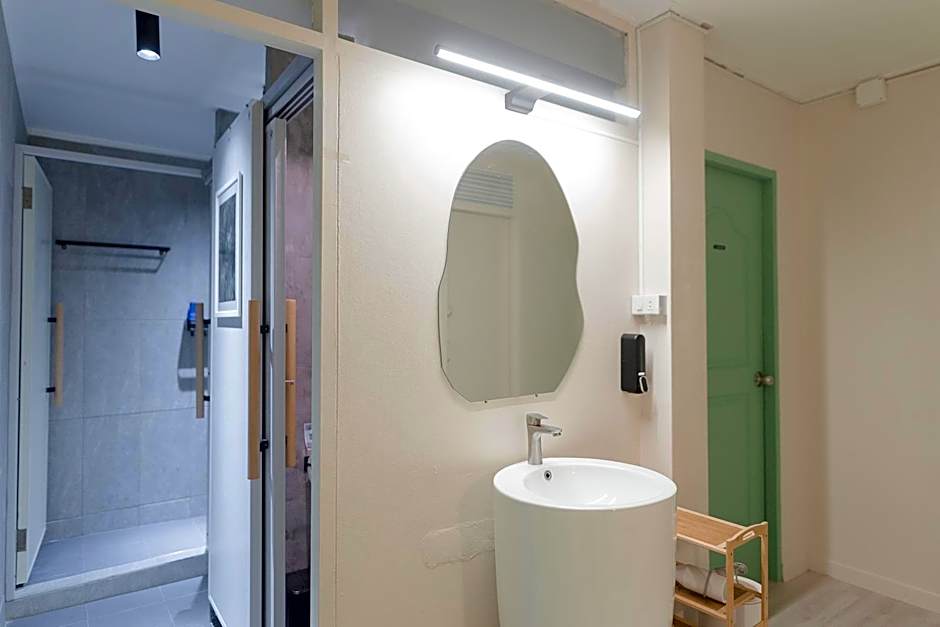 Private house 4bedrooms at Thonglor 4bath5toilet 10people