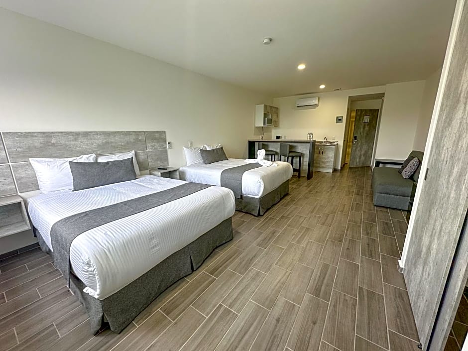 SR Hotel