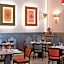 Hotel Aux Vieux Remparts, The Originals Relais (Relais du Silence)