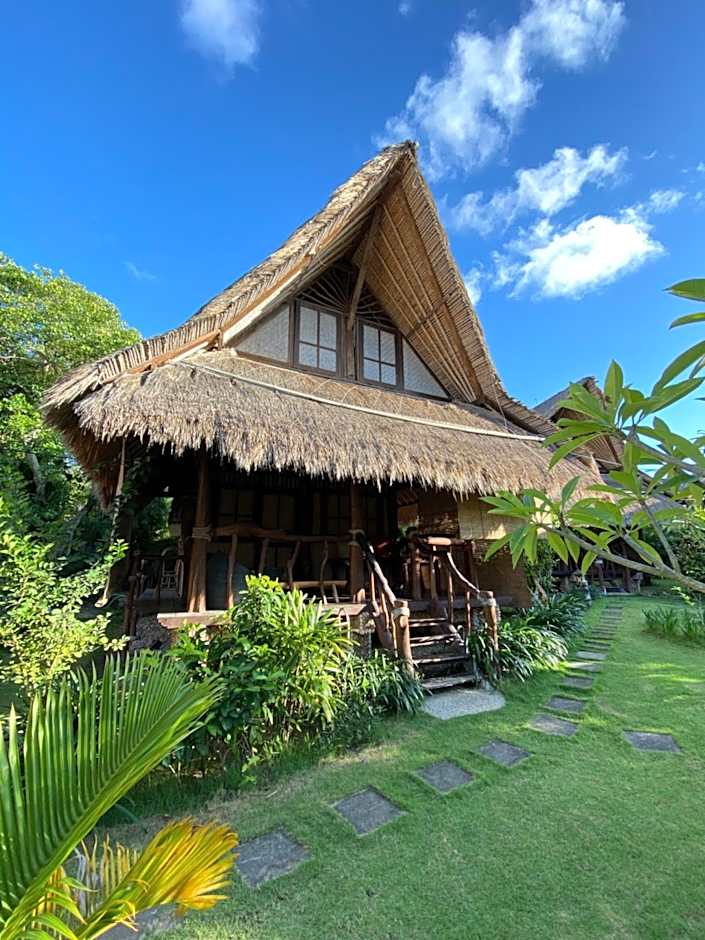 Flower Bud Bungalow Balangan