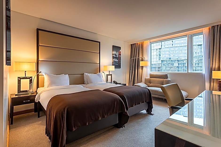 Pestana Chelsea Bridge Hotel & SPA