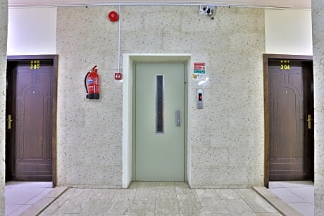 236 Al Wethenani Apartment