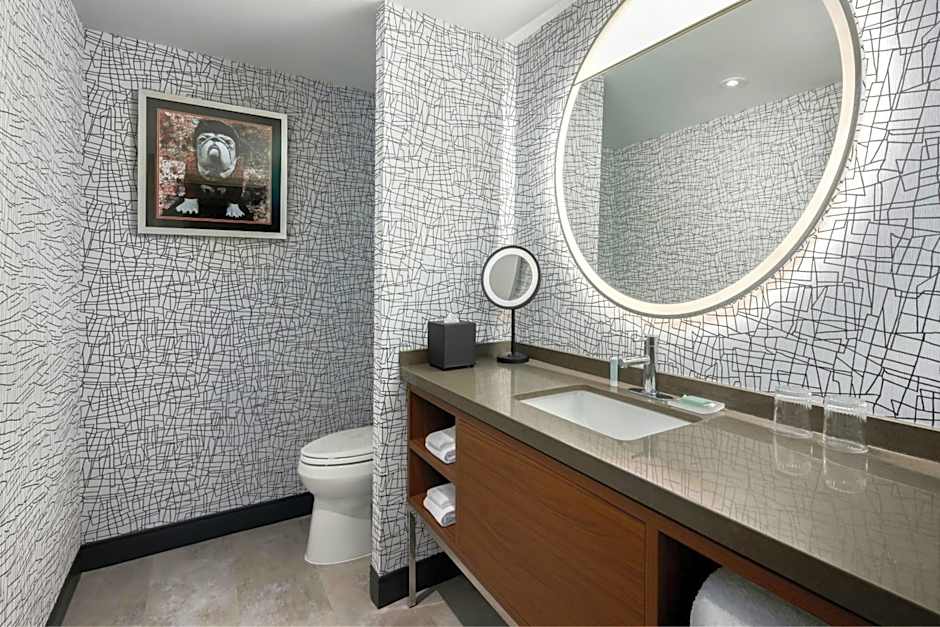 Courtyard by Marriott Athens Downtown