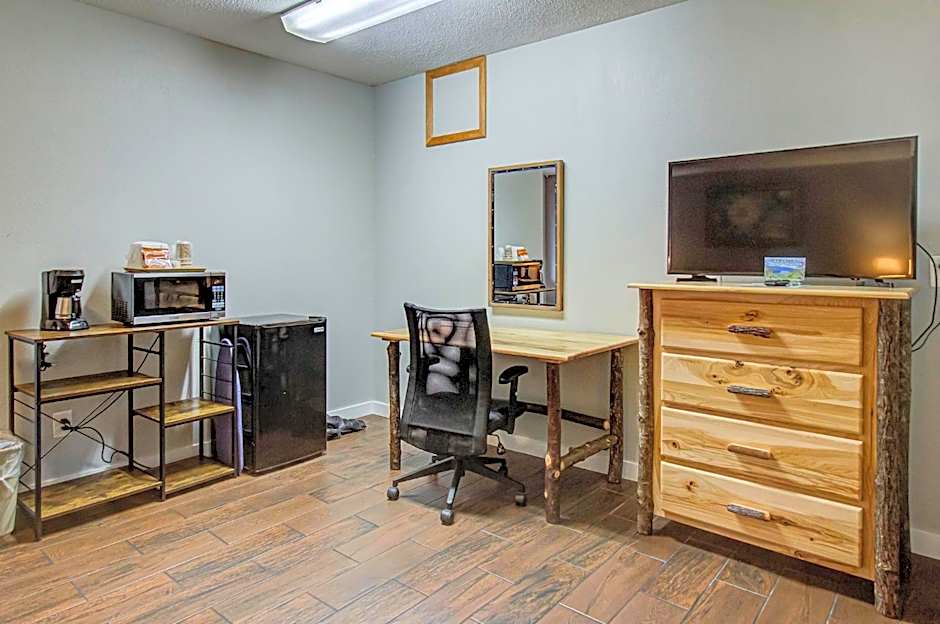 Brookside Lodge by FairBridge