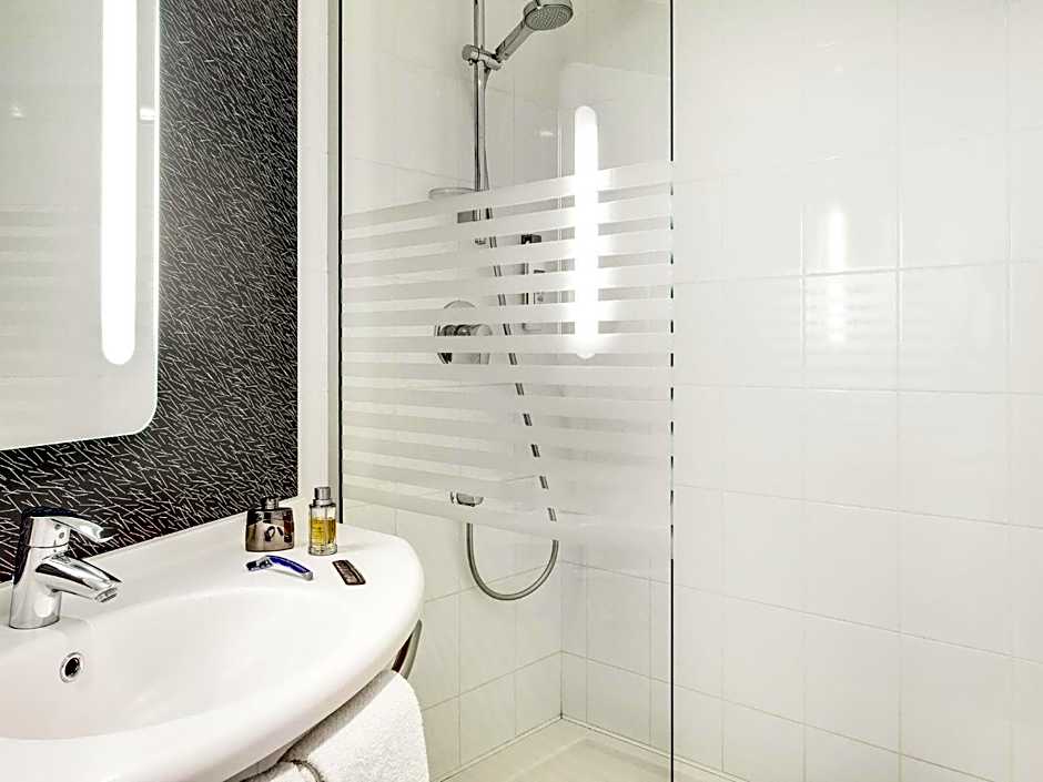 ibis Montceau les Mines