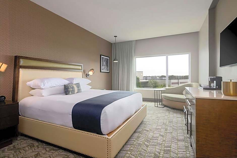 Photo 1 of 3 of Premium 1 King Bed