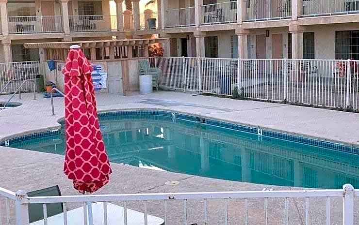Calipatria Inn And Suites