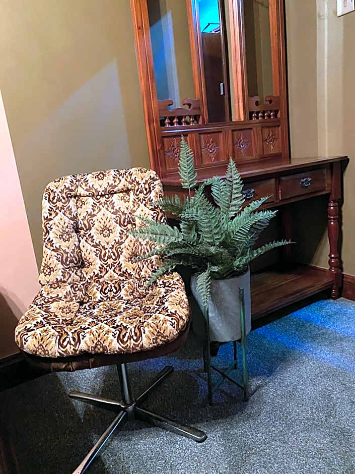 PAVILION ROOMS AT NO. 26