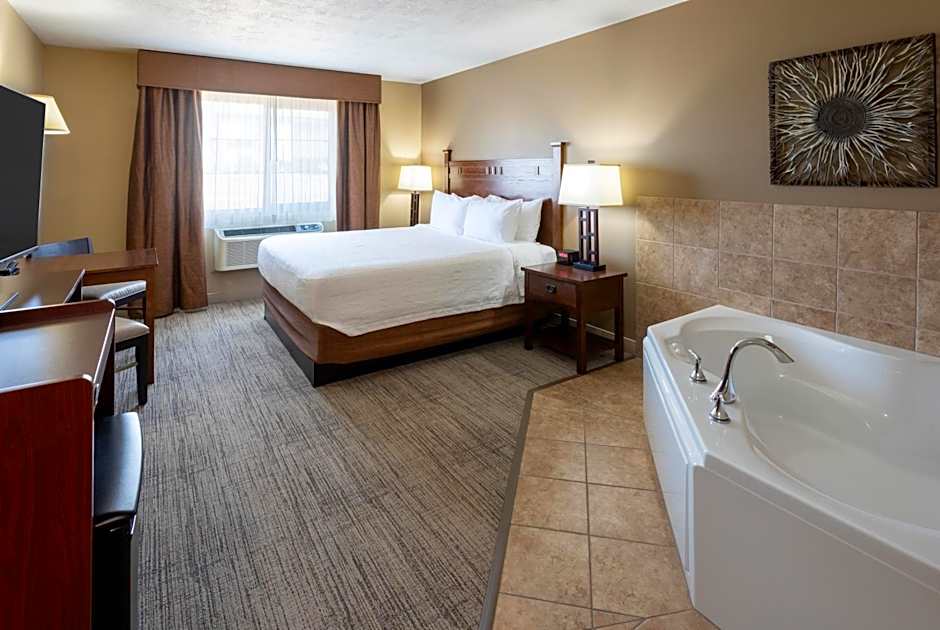 GrandStay Inn & Suites of Luverne