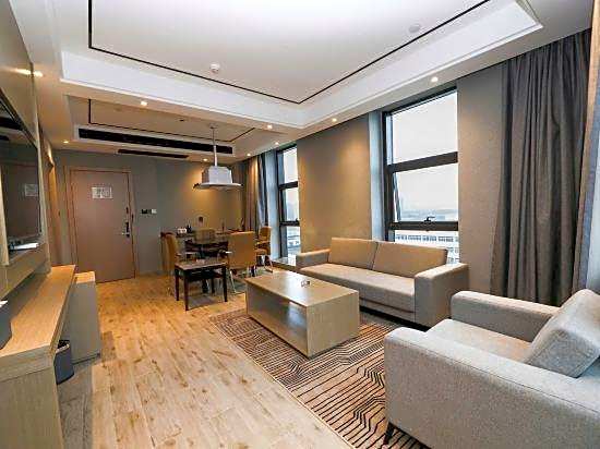 Lvyue Luxury Hotel