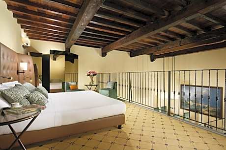 Premium Quadruple Room