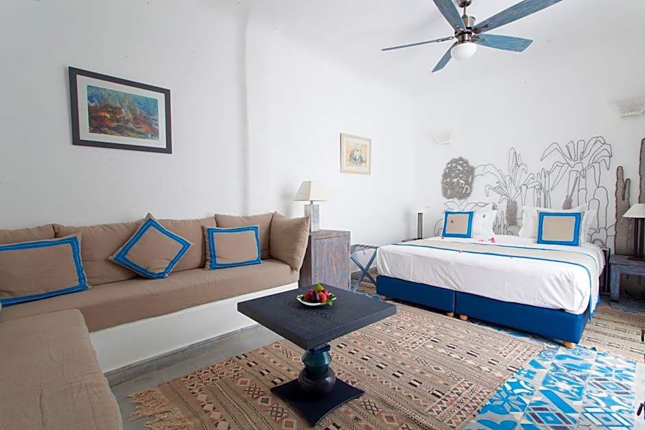 Riad Le Perroquet Bleu Suites & Spa