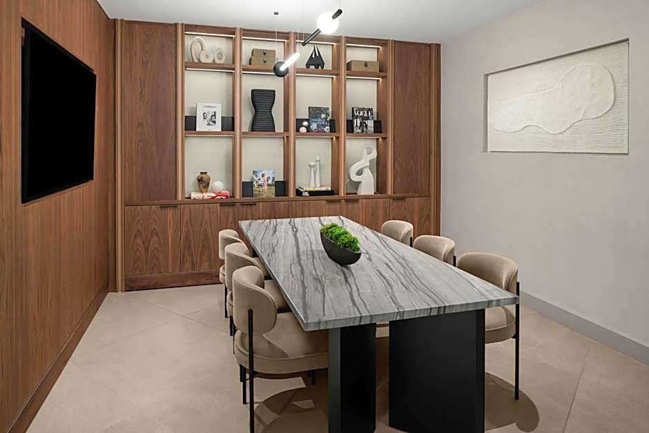 AC Hotel by Marriott Arlington National Landing