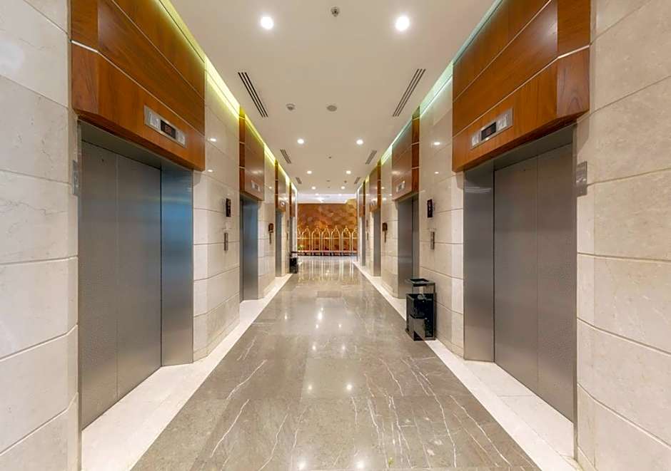 Holiday Suites Al Azizia