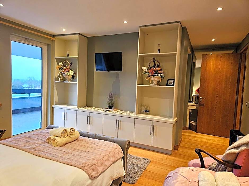 Hazelwood Country House