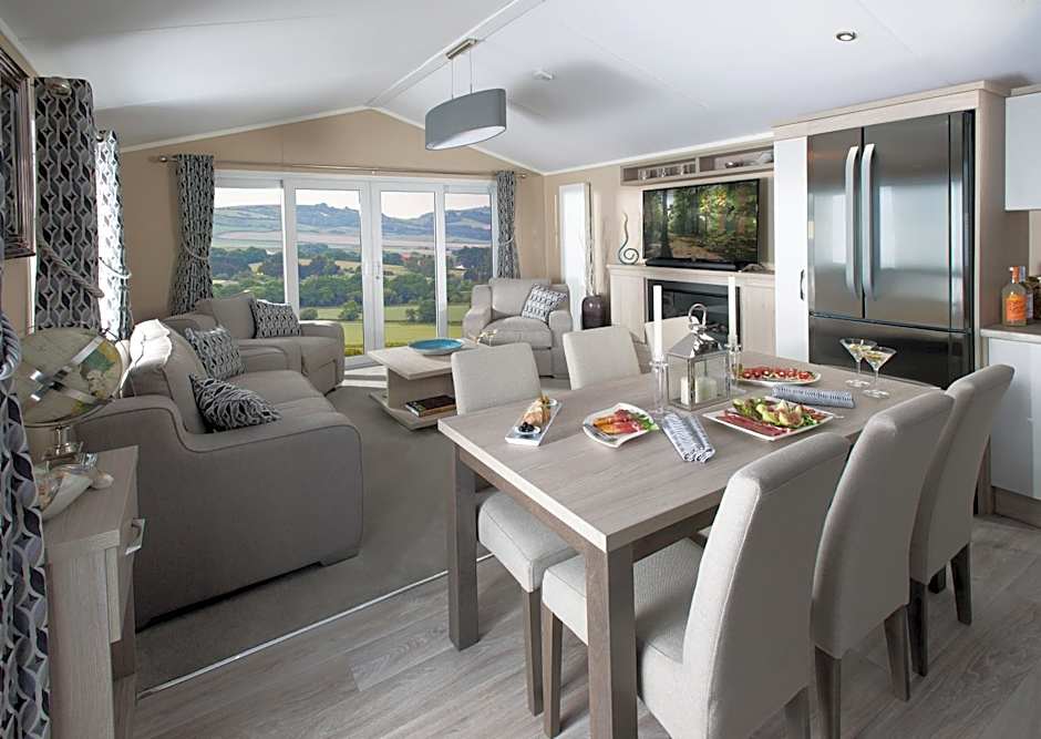 The Lakes Rookley Holiday Park