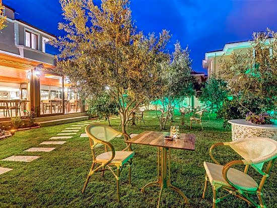 Cunda Ozerbey Konagı