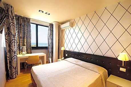 Superior Double Room with Sea View