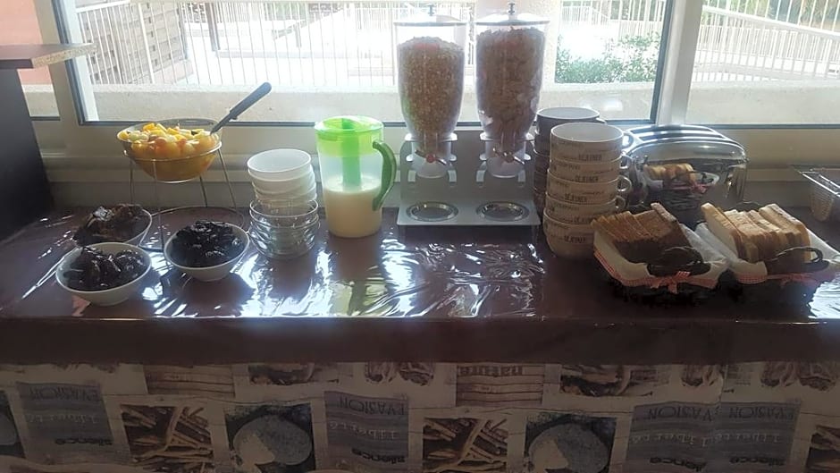 Adonis Saint Florent