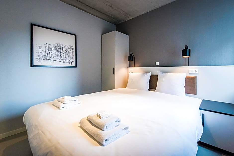 YAYS Amsterdam East by Numa