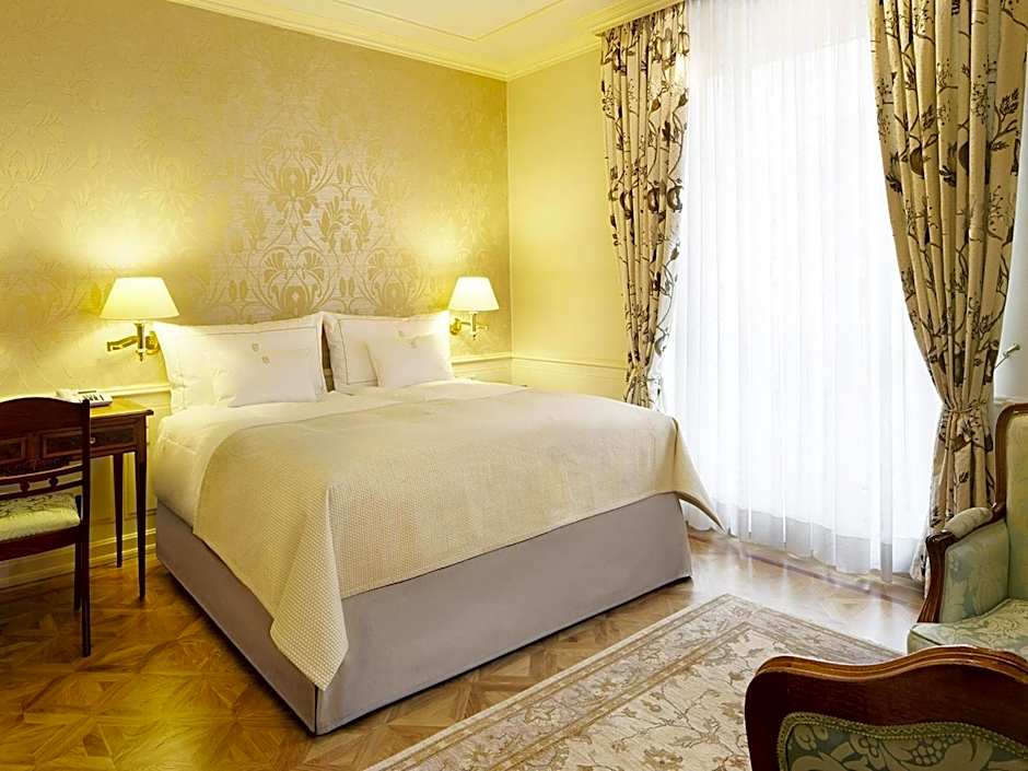 Photo 1 of 2 of Double Room