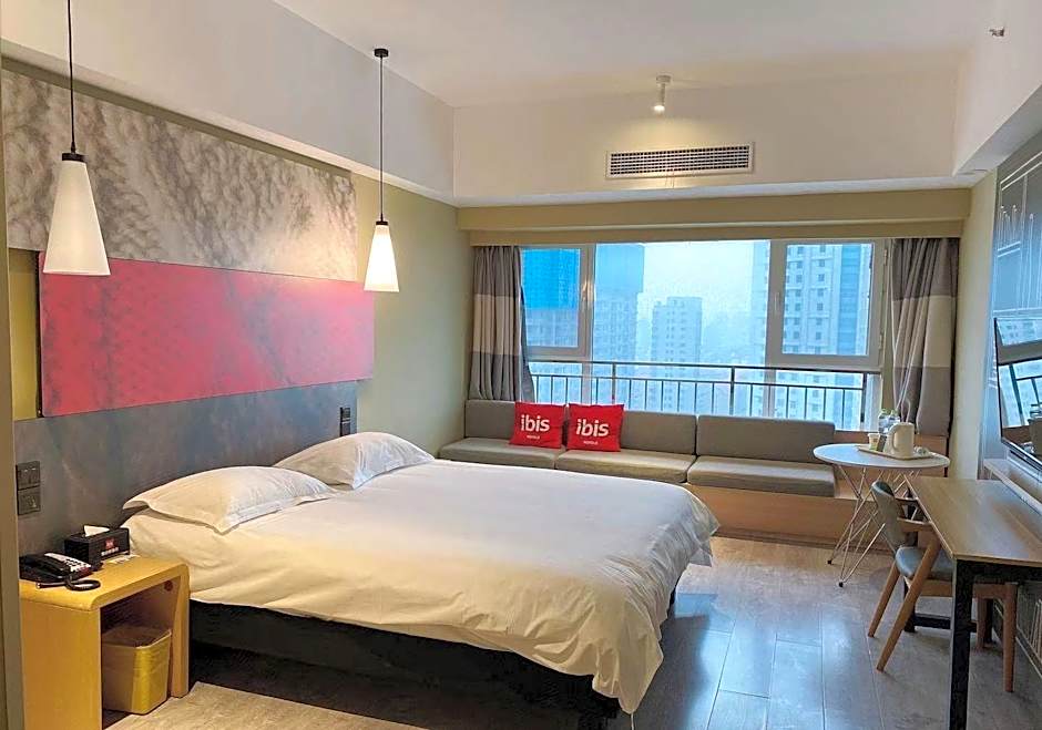 ibis Weihai Oriental New Ground  Hotel
