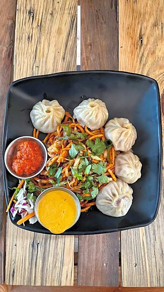 Bhanjyang Village Lodge