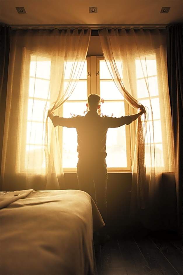 The Lamp Hotel & Spa