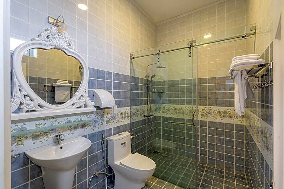 Dream Flower Dalat Hotel