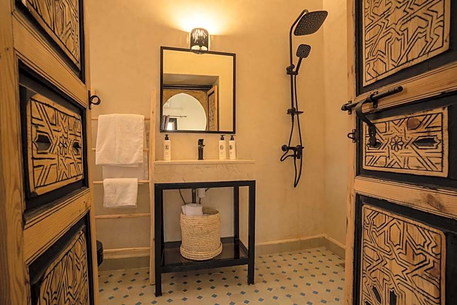 Just V hotel & Spa