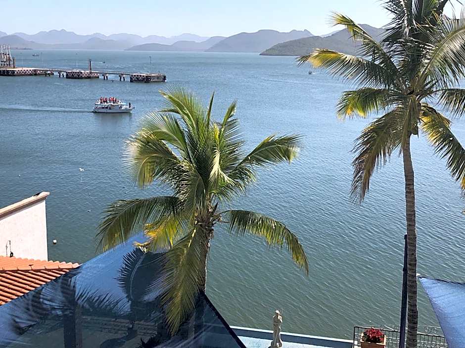 Casa de la Aduana Hotel Boutique