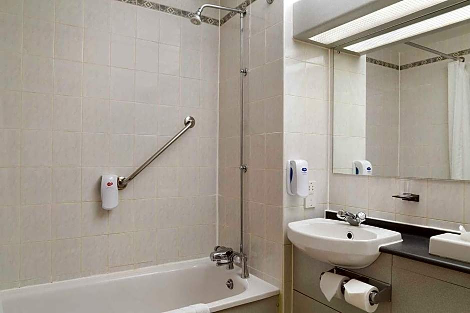 Days Inn by Wyndham Southampton Rownhams