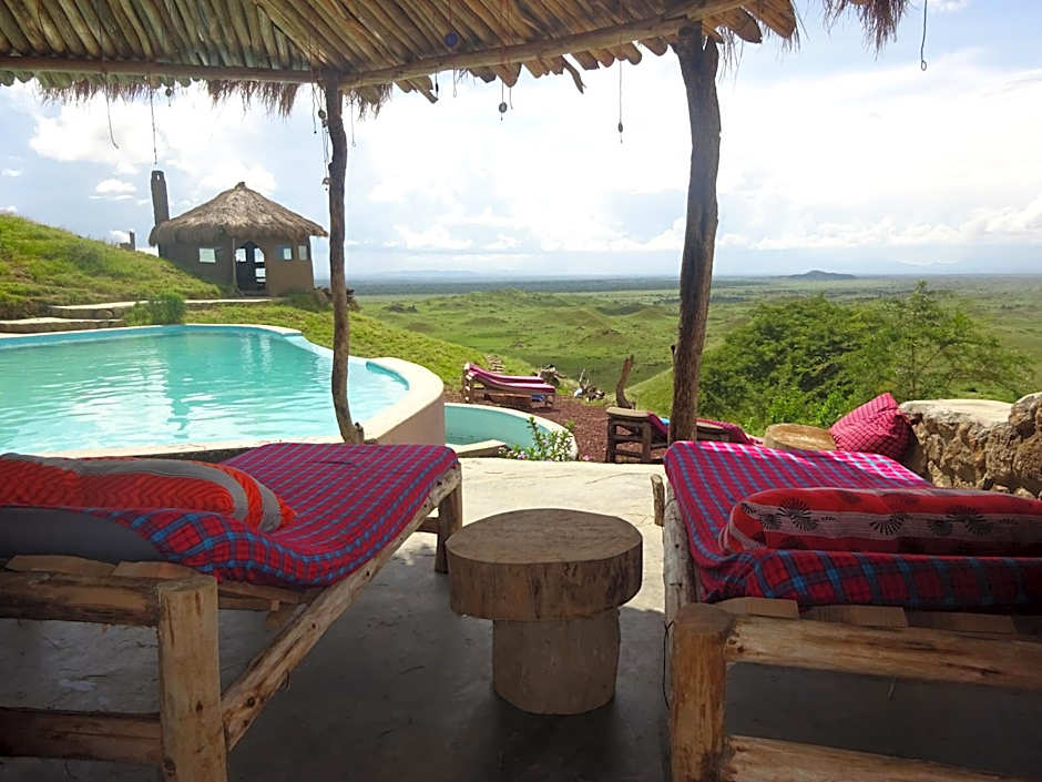 Original Maasai Lodge – Africa Amini Life