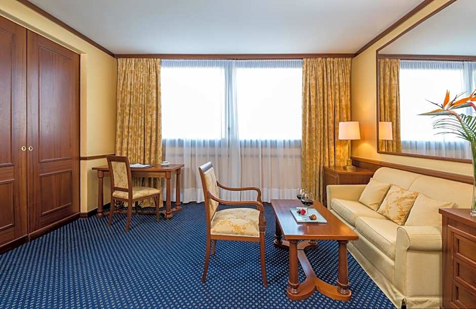 Leonardo Hotel Milan City Center