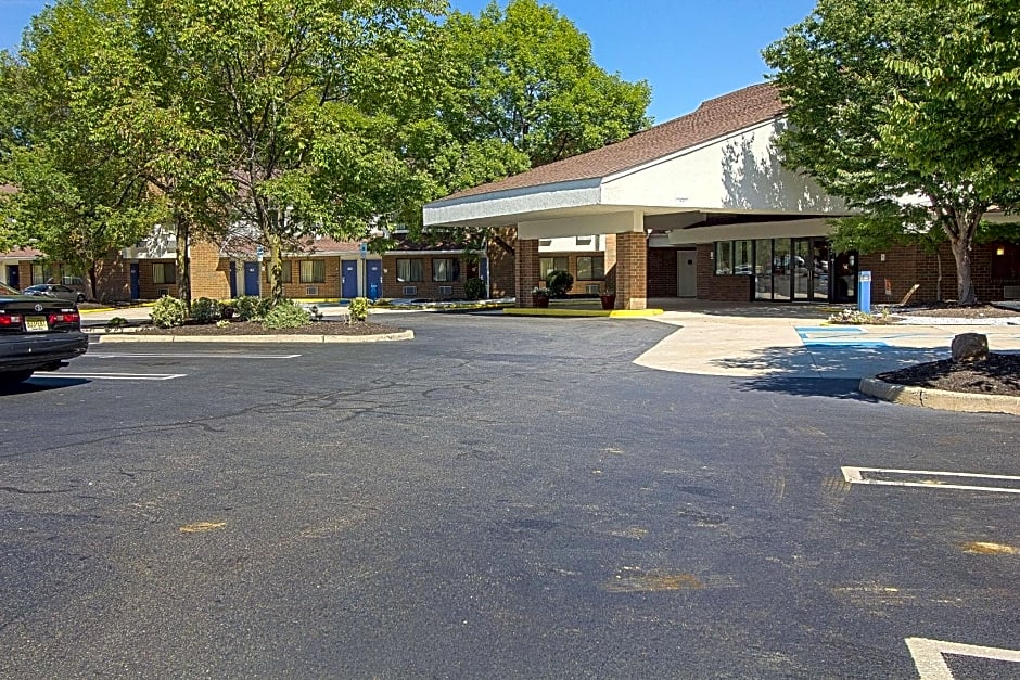 Motel 6-East Brunswick, NJ