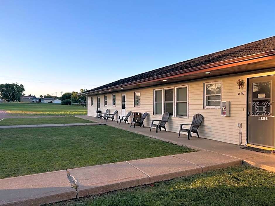 Whetstone Bay Lodge