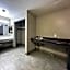Sunpark Inn & Suites