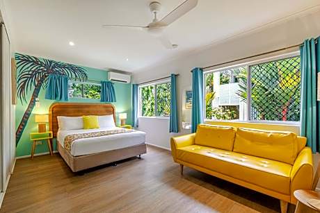 Port Douglas Motel